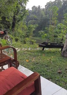 Neyyattinkara House | canan lake home