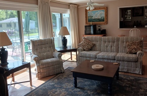 Canandaigua House | Canandaigua Lake spacious ranch close to beach, Bristol Mountain and wineries