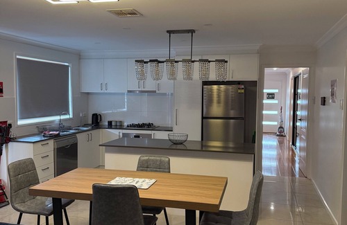 Moncrieff House | Canberra Family size 3 bedroom quiet home to remember!