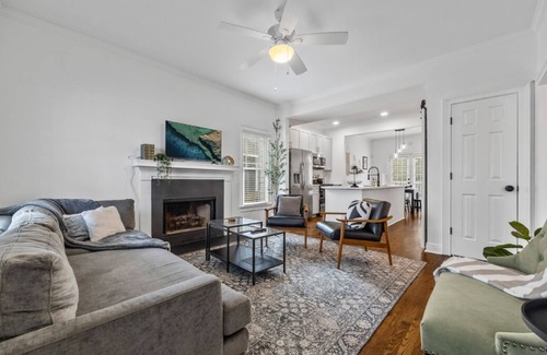 Edgewood House | Candler Park Hideaway Gem! BBQ and Parking