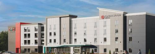 Oakdale Hotel | Candlewood Suites Coralville - Iowa City by IHG
