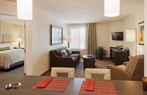 Enid Hotel | Candlewood Suites Enid by IHG