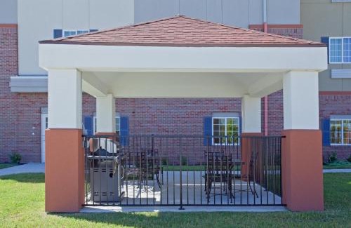 League City Hotel | Candlewood Suites League City by IHG