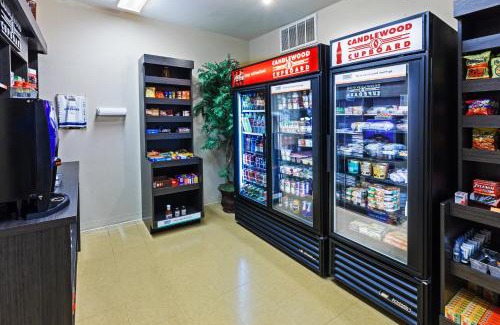 Owasso Hotel | Candlewood Suites Owasso by IHG