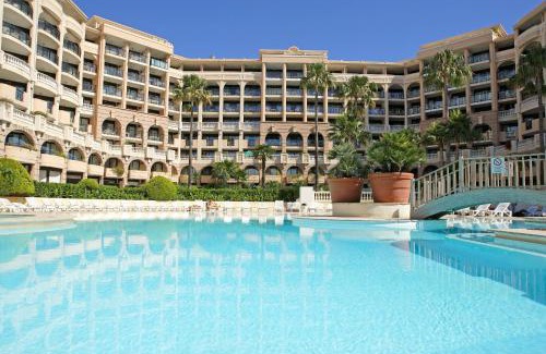 Cannes La Bocca Apartment | #Cannes Boccacabana Beach, Seafront, in Résid Pierre&Vacances 3 Stars