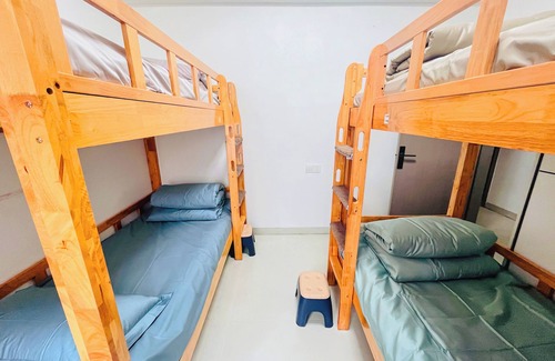 Nanming District Hostel | Canon Youth Hostel