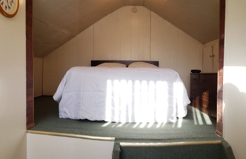 Canora House | Canora Home Rentals Vacation Cottage