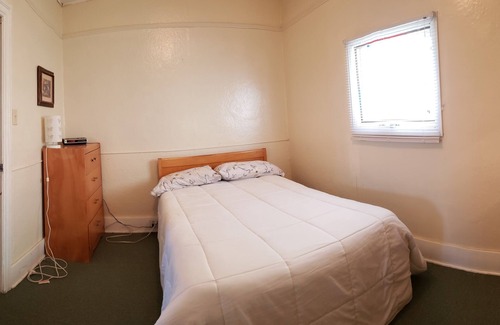 Canora House | Canora Home Rentals Vacation Cottage