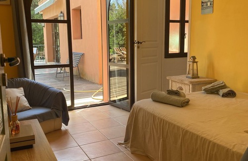 Cap Benat House | cap Bénat Villa 10 Personnes Provencale
