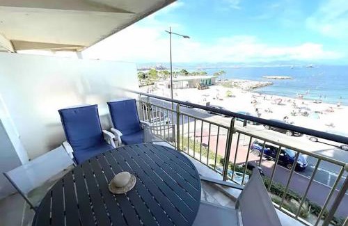 Cap-d'Antibes Apartment | Cap d'Antibes Studio et terrasse face à la mer
