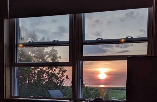 Petit-Etang House | Cape Breton Oceanfront, Mountain/Sunset Views, Private Beach, Fiber Internet