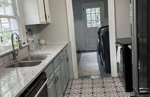 Edenton House | Cape Cod cottage close to Prembroke Creek