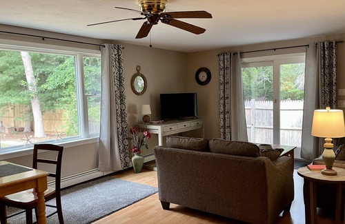 Centerville Apartment | Cape Cod Hideaway: Private Guest Suite with Pool
