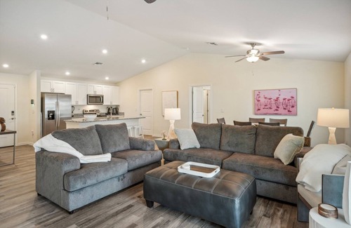 Mariner House | Cape House - 4 BR - 3 Bath - Heated pool - Fire Pit - Private Backyard