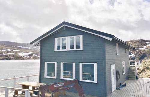 Skardsvag Cabin | Cape Marina Penthouse