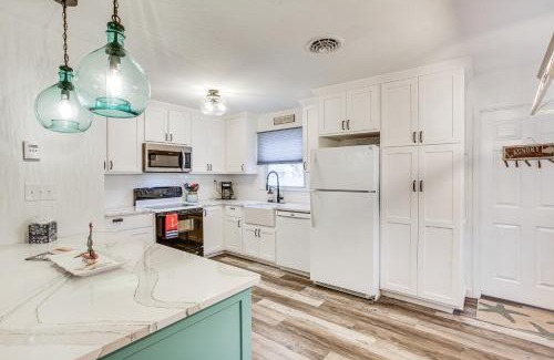 Town Bank House | Cape May Home with Deck about 2 Mi to Beach!