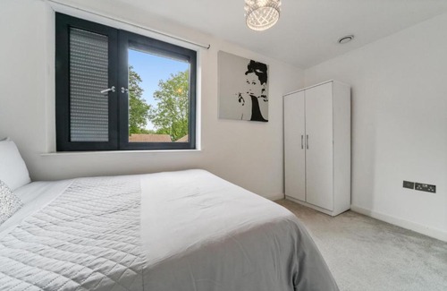 Rotherhithe Apartment | CAPE Modern City 2 Bed Apartment London Canada Water Deptford Greenwich