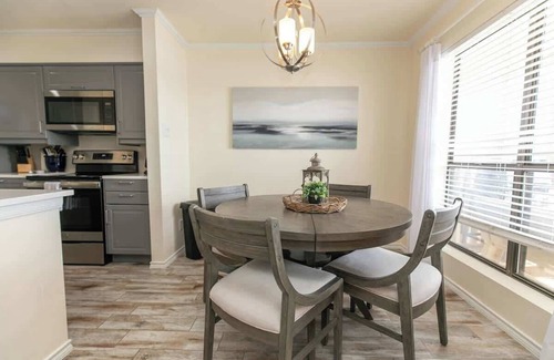 Horseshoe Bay House | Cape Terrace-Waterfront-Boat Slip Access!