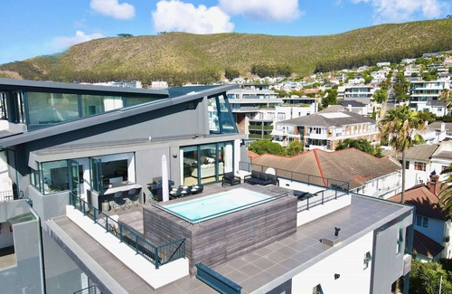 Sea Point Apartment | cape town living - Skydeck Penthouse