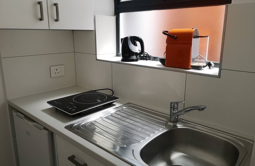 Capri Villa | Cape white villa - Duplex suite (No Load shedding)
