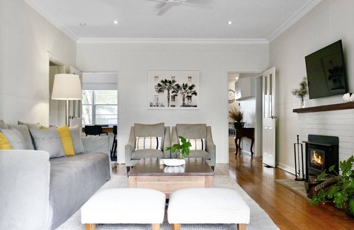 Capel Sound Cottage | Capel Sound Coastal Cottage & Retreat | Walk to Beach & Cafes