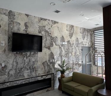 Queens Hotel | Capital Hotel Long Island City