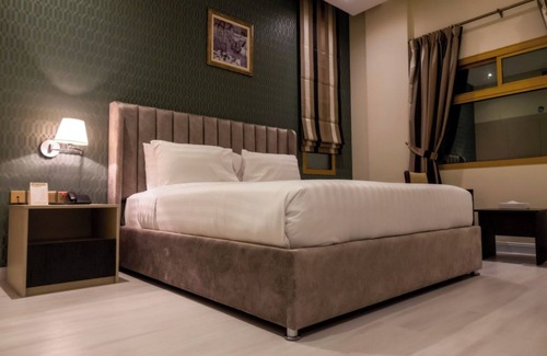 Al Hoora Hotel | Capital O 126 Manama Tower Hotel