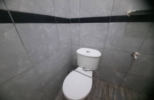 Cilimus Hotel | Capital O 93733 Hotel Linggarjati Kuningan