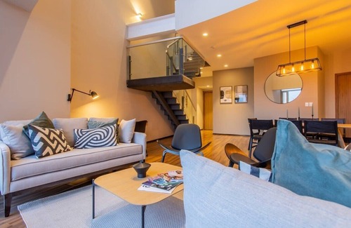Cuauhtemoc Apartment | Capitalia | PentHouse @ Reforma