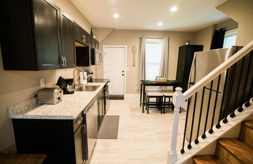 Jefferson City Apartment | Capitol Avenue Townhome