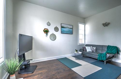 Broadway Apartment | Capitol Hill Luxury Apartments