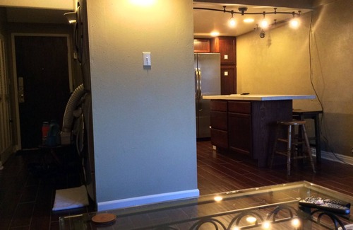 Capitol Hill Condo | Capitol Hill Peace!