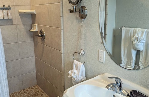 Capitola Hotel | Capitola Hotel