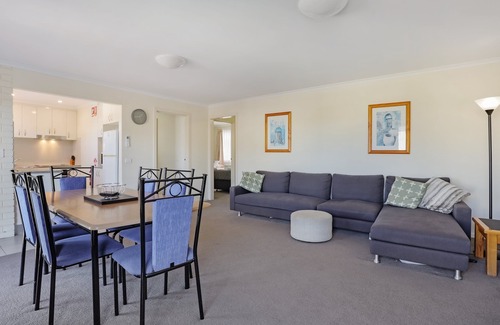 Merimbula Apartment | Capri Apartments: 2 bedroom (We have 1 upstairs and one downstairs apartment)
