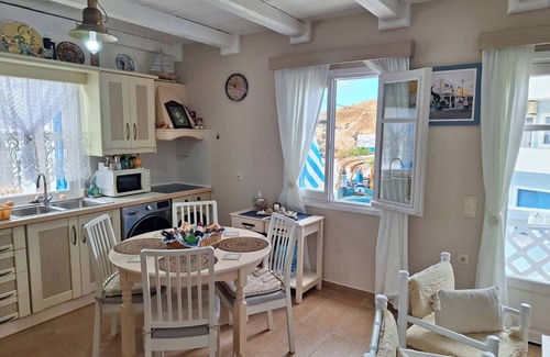 Finiki Apartment | Captain Elias House -Ideal vacations
