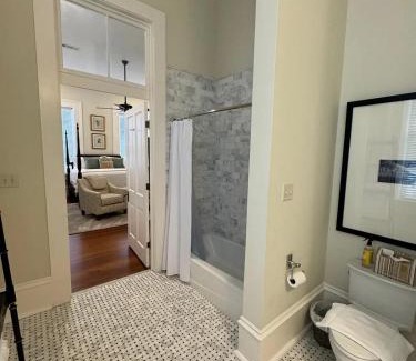 Brookhaven Bed & Breakfast | Captain Jacks Guest House
