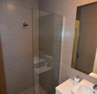 Apollo Bay Hotel | Captain's at the Bay