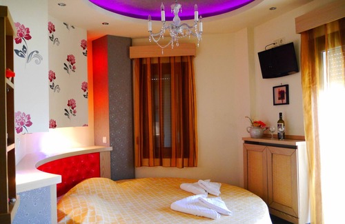 Thasos Town Hotel | Captain's Beach Apartments - Studio with Sea View