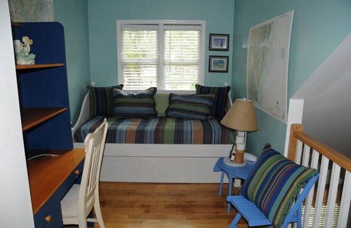 Shellman Bluff House | Captain's Cottage in Shellman Bluff - a charming cottage family and pet friendly