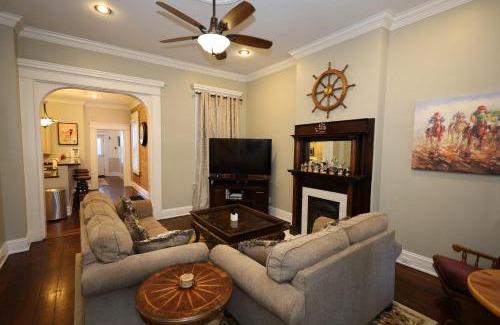 Covington House | Captain's Quarters - Covington Home Away From Home