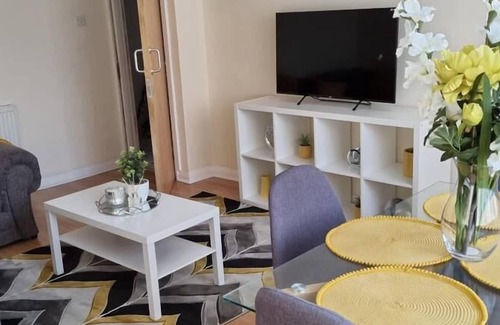 Belvedere Apartment | Captivating 2-Bed Apartment in Belvedere