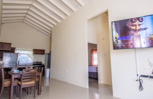 Silver Sands House | Captivating 2-Bed House in Falmouth