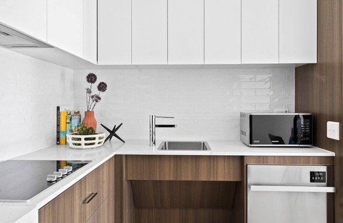 Kellyville Apartment | Captivating Kellyville with Parking and Balcony
