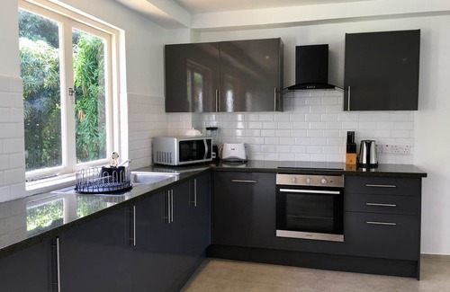 Marigot Bay Apartment | Carambola suit modern apartment with free water sports .