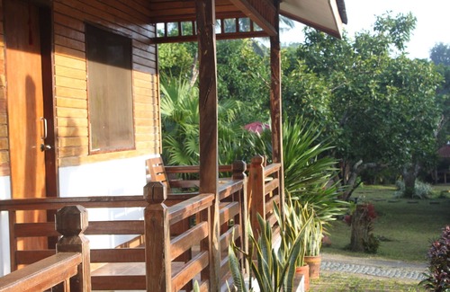 Indang House | CARASUCHI VILLA GARDEN BUNGALOWS