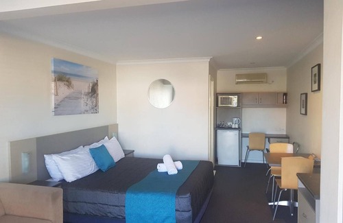 Taree Hotel | Caravilla Motor Inn