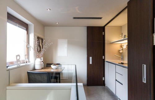 Heidelberg Apartment | CarBySide