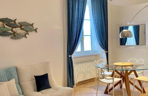 Forte dei Marmi Apartment | CARDUCCI 13 B