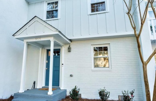 Old Village House | Carefree Coastal Casa 2 miles to Sullivans Island