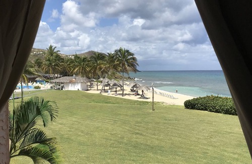 Estate Salt River Condo | Caribbean Breeze - Beachfront Condo at the Spectacular Gentle Winds Resort